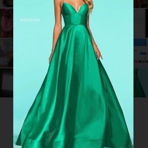 Sherri Hill Emerald Prom Dress